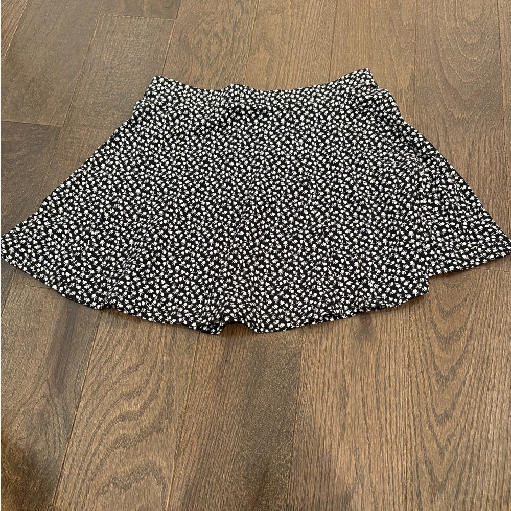 Forever 21 Black and White Patterned Mini Skirt